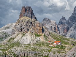 Mészáros Tamás - Beneath the Giant
